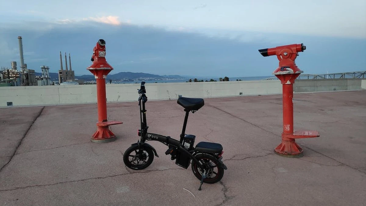 F-Wheel DYU A5 - Elektrische Vouwfiets - E Bike - 14 Inch - 7.5 Ah - 25km/u - Zwart - Afbeelding 2